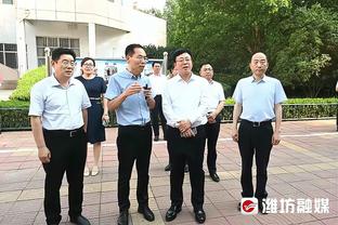 利物浦跟队记者：阿诺德半场被换下是预防措施